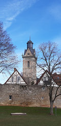 Der Turm der Kilianskirche ist ein Wahrzeichen der Stadt.