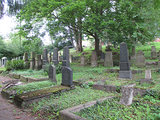 Viele jüdischen Mitbürgerinnen und Mitbürger haben auf dem jüdischen Friedhof in Korbach ihre letzte Ruhestätte gefunden