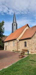 An der evangelischen Kirche in Giflitz wird gestartet. In der Kirche wird über ein mediales System die Kirche erklärt. Ebenso können Andachten gehört werden.