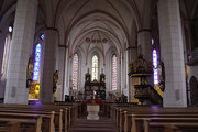 Der Innenraum der Propsteikirche mit Blick auf den Hauptaltar.